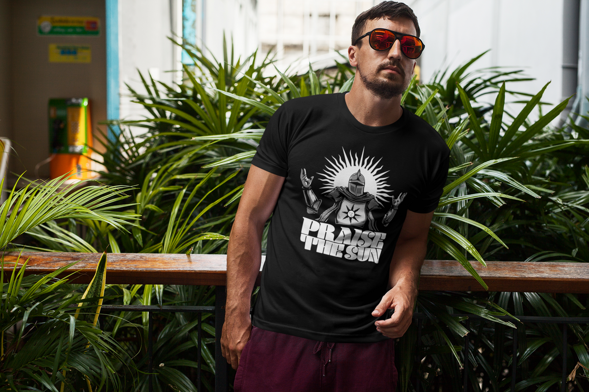 PRAISE THE SUN TEE – A DEVOTION MOST GLORIOUS!